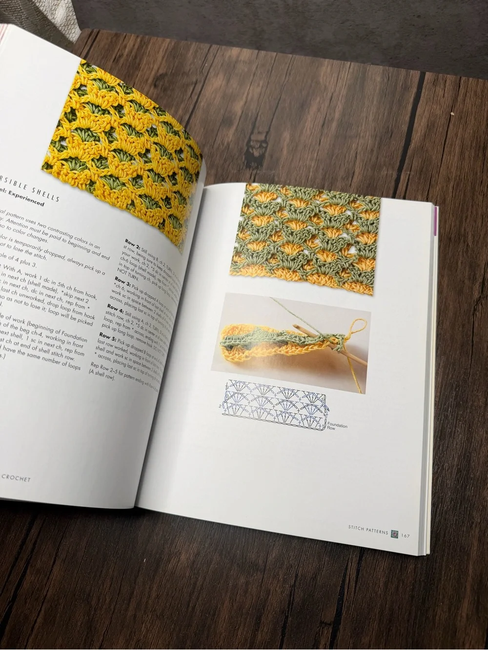 The Complete Photo Guide to Crochet - Colorful Yarn Cover
